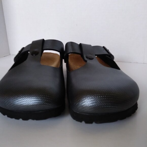 Papillio clogs. New. (a division of Birkenstock) - Picture 3 of 7
